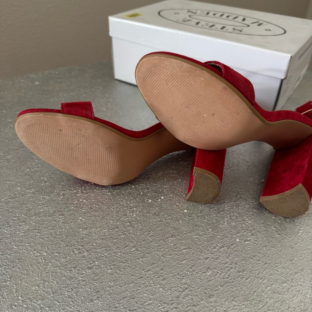 Steve Madden Bold Red Heeled Sandals - Picture 5 of 8